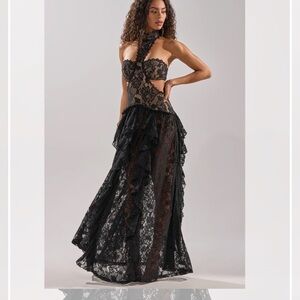 Elegant Black Lace Evening Dress